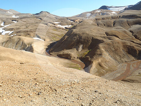 iceland brown mountains